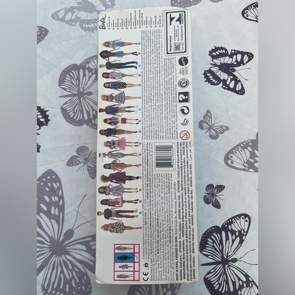 Barbie Fashionistas #57 Zig & Zag Curvy Doll - Picture 8 of 10